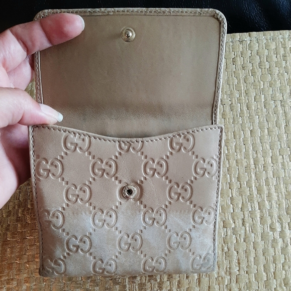 Authentic Gucci Wallet - Picture 7 of 8